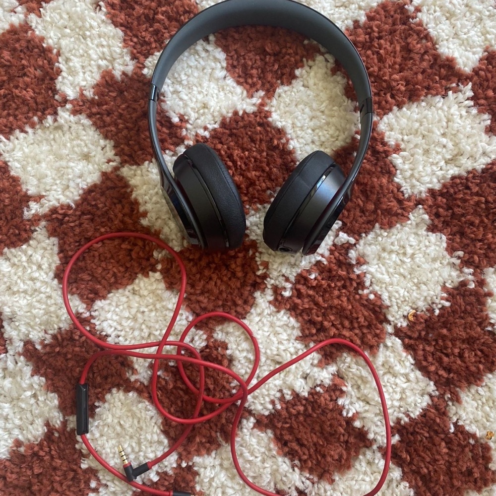 Beats solo headphones